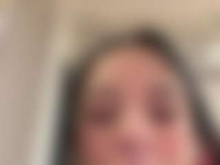 Kira Lopez's Live Sex Cam Show