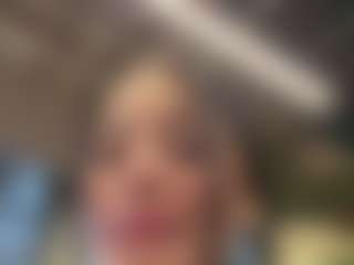 Kira Lopez's Live Sex Cam Show