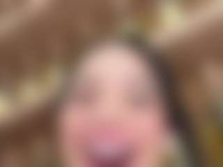 Kira Lopez's Live Sex Cam Show