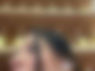 Kira Lopez's Live Sex Cam Show