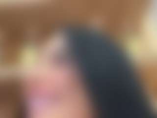 Kira Lopez's Live Sex Cam Show