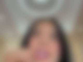 Kira Lopez's Live Sex Cam Show