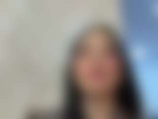 Kira Lopez's Live Sex Cam Show