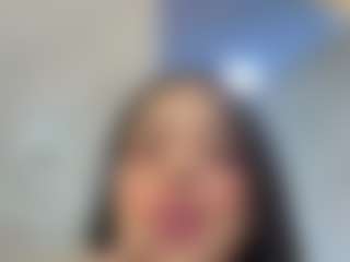 Kira Lopez's Live Sex Cam Show