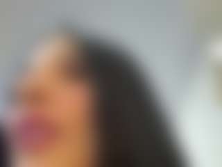 Kira Lopez's Live Sex Cam Show