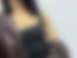 Live cam show with Kira Lopez - Public on Camsoda