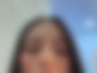 Live cam show with Kira Lopez - Body on Gym Cam Girls