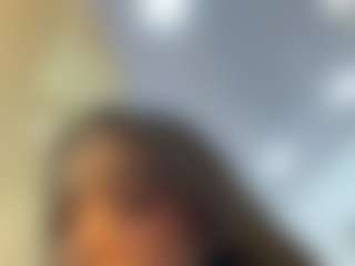 Kira Lopez's Live Sex Cam Show