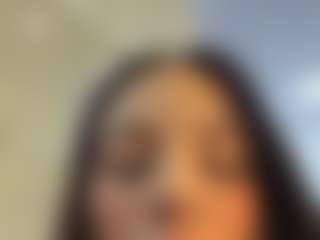 Kira Lopez's Live Sex Cam Show