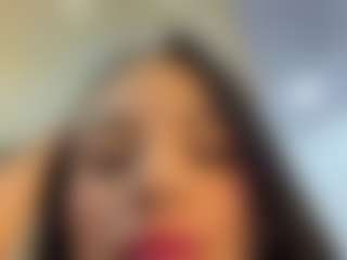 Live cam show with Kira Lopez - Lovense Latina on Milfs Live | colombia