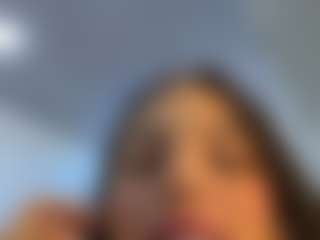 Kira Lopez's Live Sex Cam Show
