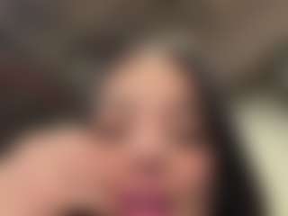 Kira Lopez's Live Sex Cam Show