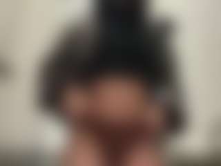 Kira Lopez's Live Sex Cam Show
