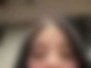 Kira Lopez's Live Sex Cam Show