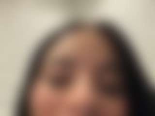 Kira Lopez's Live Sex Cam Show
