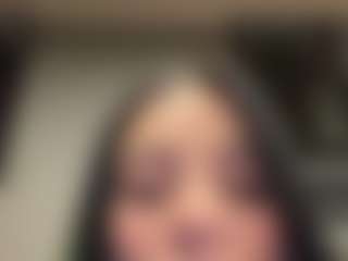 Kira Lopez's Live Sex Cam Show