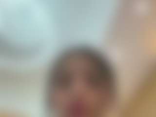 Kira Lopez's Live Sex Cam Show