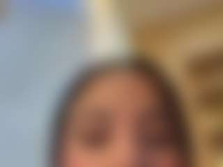 Live cam show with Kira Lopez - Athletic Big Ass on Streamer API