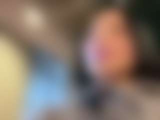 Live cam show with Kira Lopez - Brown Hair Toys on Lustler