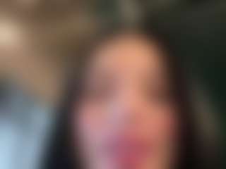 Kira Lopez's Live Sex Cam Show
