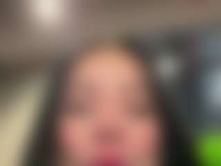 Kira Lopez's Live Sex Cam Show