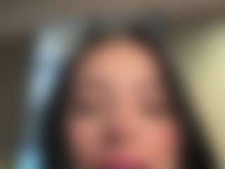 Kira Lopez's Live Sex Cam Show