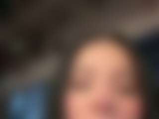 Kira Lopez's Live Sex Cam Show