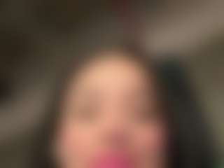 Kira Lopez's Live Sex Cam Show