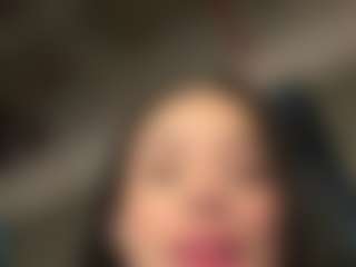 Kira Lopez's Live Sex Cam Show