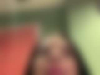 Kira Lopez's Live Sex Cam Show