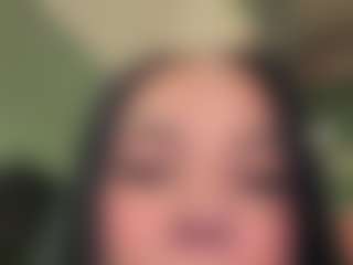 Kira Lopez's Live Sex Cam Show