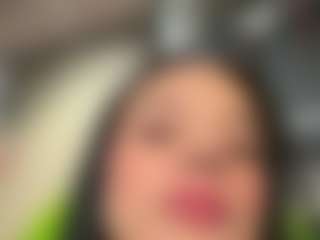 Kira Lopez's Live Sex Cam Show