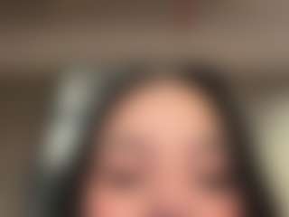Kira Lopez's Live Sex Cam Show