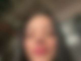 Kira Lopez's Live Sex Cam Show