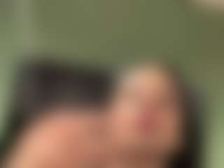 Kira Lopez's Live Sex Cam Show