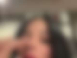 Kira Lopez's Live Sex Cam Show