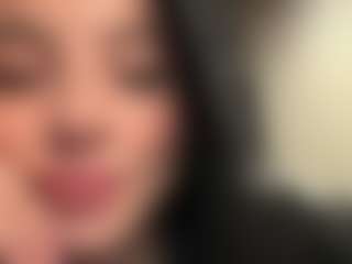 Kira Lopez's Live Sex Cam Show