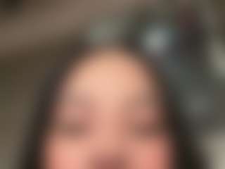 Kira Lopez's Live Sex Cam Show