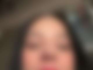 Kira Lopez's Live Sex Cam Show