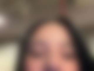 Kira Lopez's Live Sex Cam Show
