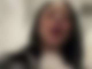 Kira Lopez's Live Sex Cam Show
