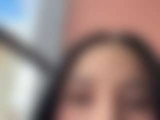 Kira Lopez's Live Sex Cam Show
