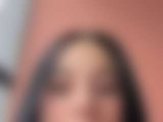 Kira Lopez's Live Sex Cam Show