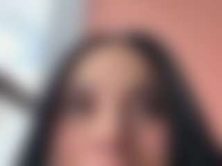 Kira Lopez's Live Sex Cam Show