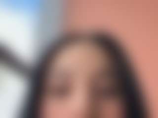 Kira Lopez's Live Sex Cam Show