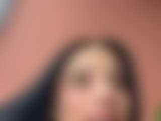 Kira Lopez's Live Sex Cam Show