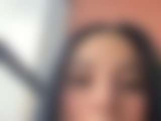 Kira Lopez's Live Sex Cam Show