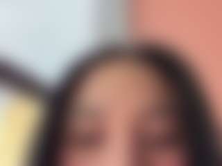 Kira Lopez's Live Sex Cam Show