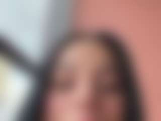 Kira Lopez's Live Sex Cam Show