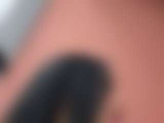 Kira Lopez's Live Sex Cam Show